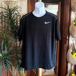 Nike Dri-FIT Mens XL Running Shirt Black Reflective Piping Athletic Workout Top